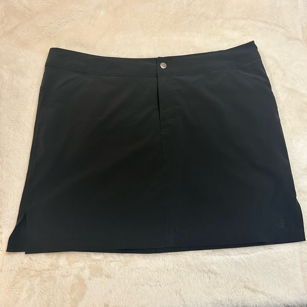 THE NORTH FACE HIKING SKIRT